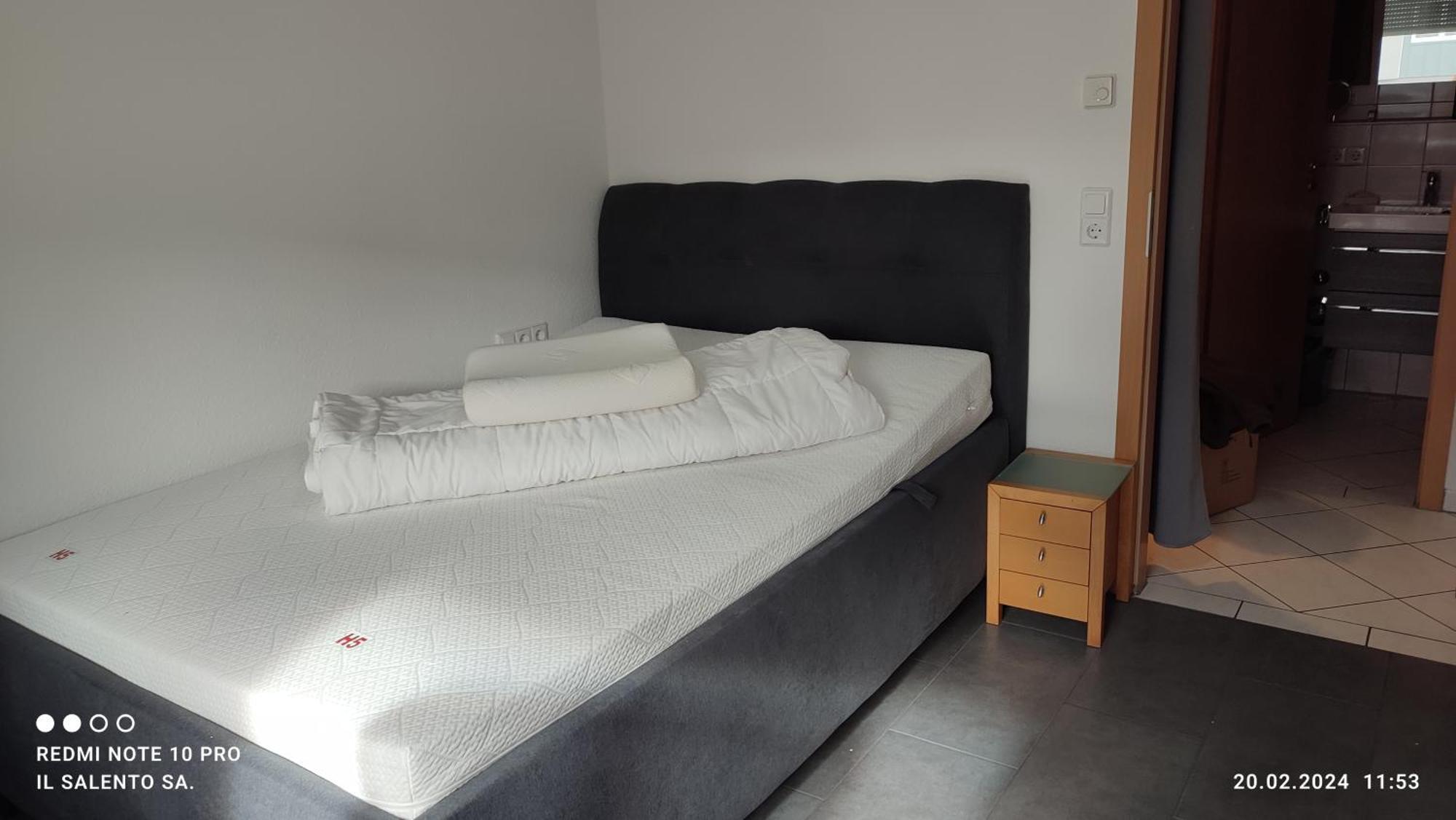 Gemuetliche 2 Zimmer Wohnung In Markgroeningen מראה חיצוני תמונה